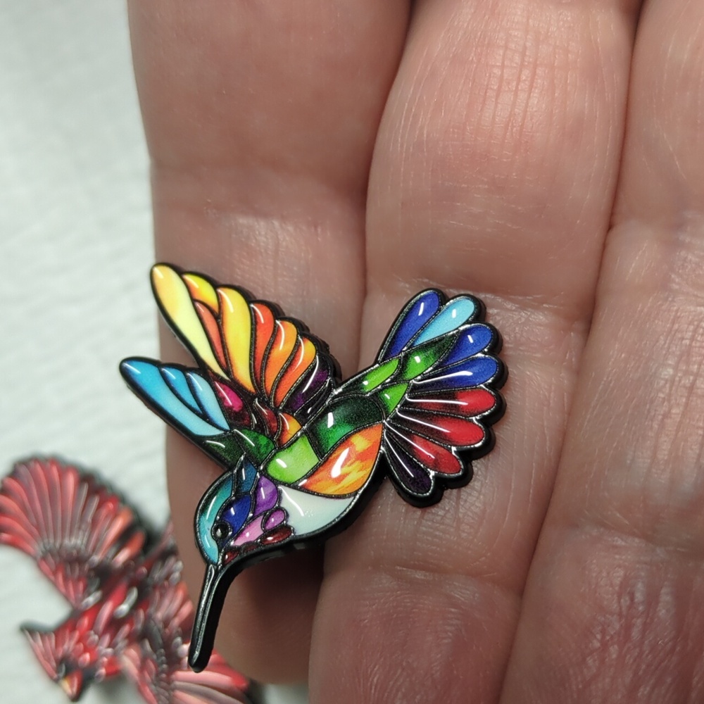 💚4/$10💚Colorful Cardinal and Hummingbird Enamel Pins - Picture 3 of 6